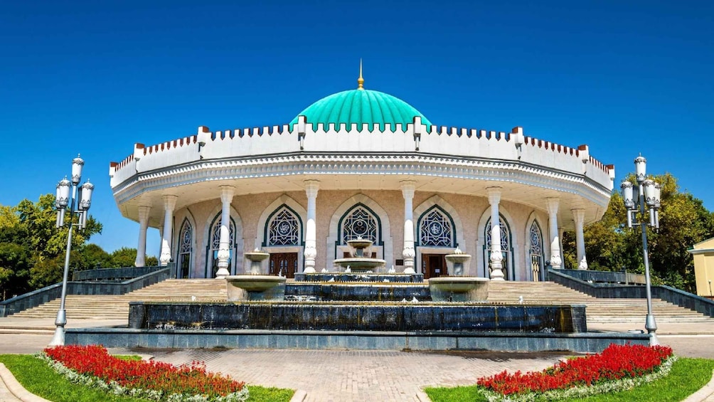 "Discover Tashkent: A Journey Through Time and Culture"
