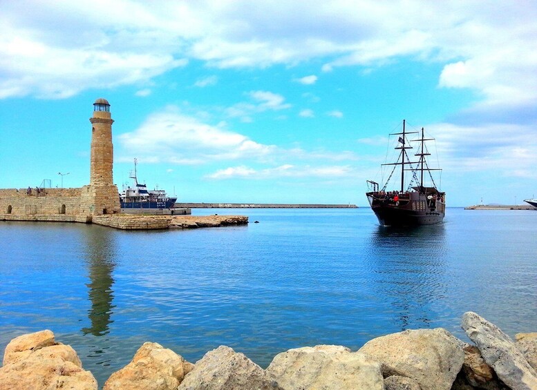 Picture 1 for Activity Crete:Day Trip to Rethymno City,Chania City and Kournas Lake