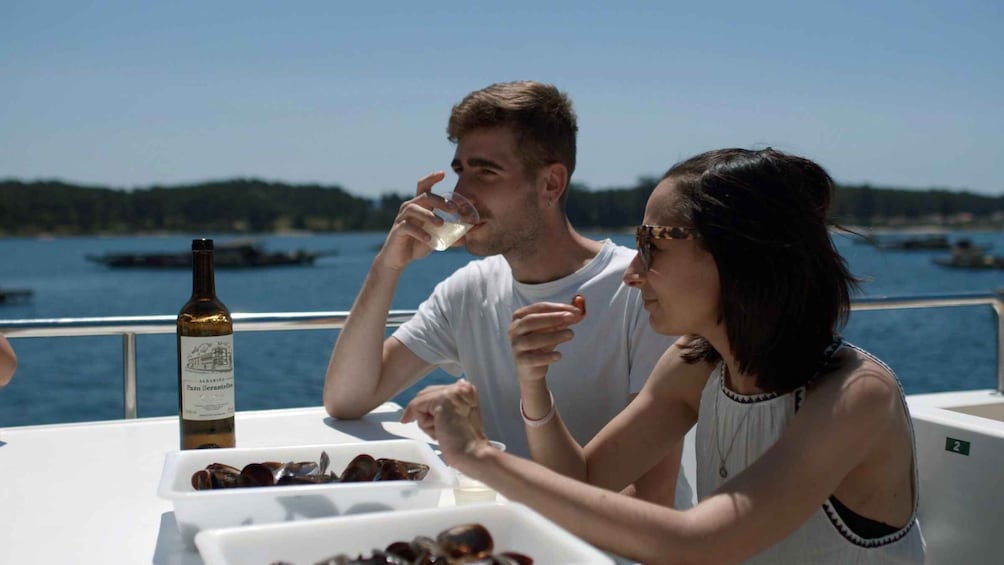 Picture 3 for Activity O Grove: Boat Tour at the Arousa estuary with mussel tasting