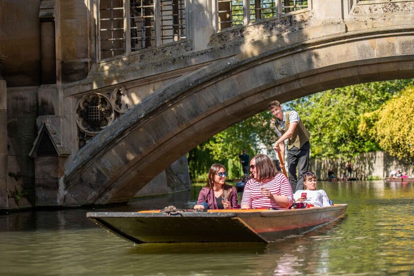 Picture 1 for Activity Cambridge Student-Guided Chinese Walking and English Punting