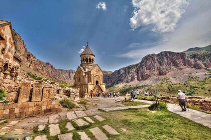Visita privada a Khor Virap, Noravank, la cueva y la bodega Areni