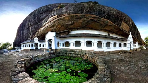 Dambulla TukTuk Cave Temple Tour 2hr Budget Tour