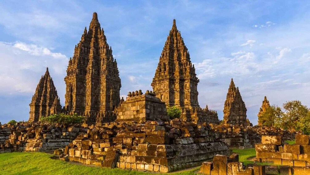 Prambanan Sunset (and Ramayana Ballet Option) Tour