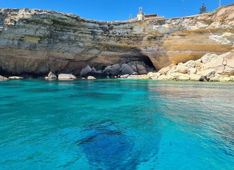 Picture 4 for Activity Private boat tour of the island of Ortigia with lunch