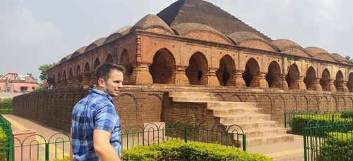 Kolkata: gita di un giorno ai templi di terracotta di Bishnupur con i tessi...