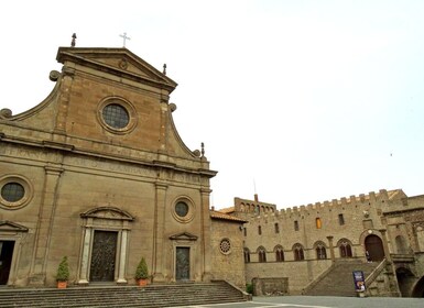 Visita privada a Viterbo: recorrido histórico guiado a pie