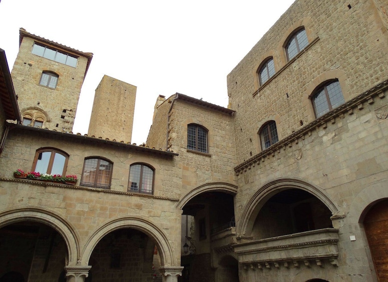 Picture 1 for Activity Viterbo private tour: Guided Historic Walking Tour