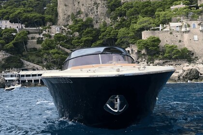 Depuis Positano : Excursion privée en bateau d'une journée sur la côte amal...
