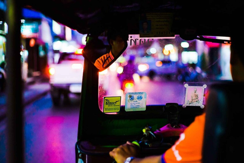 Picture 4 for Activity From Kandy: Evening Kandy city tour by Tuk-Tuk