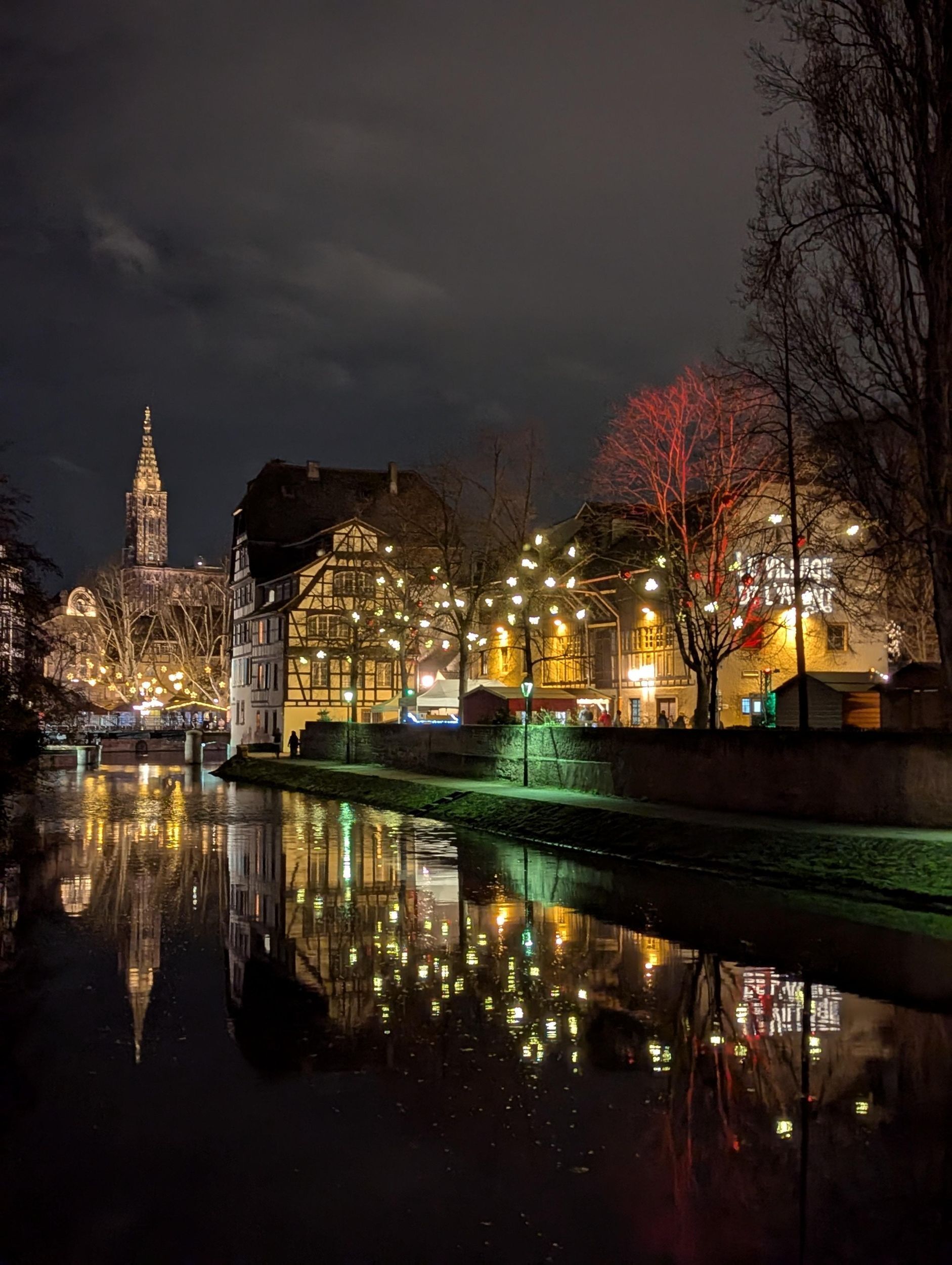 Strasbourg: Christmas Market by Night with Mulled Wine