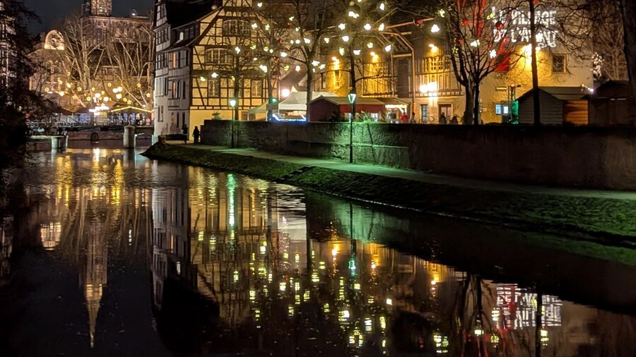 Strasbourg: Christmas Market by Night with Mulled Wine