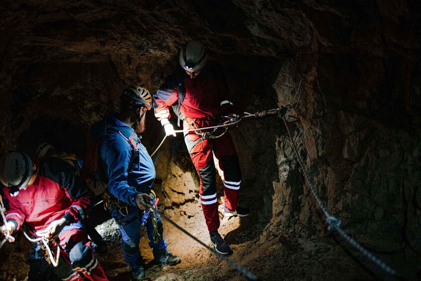 TUNNEL ABSEILING PLUS tour the underground