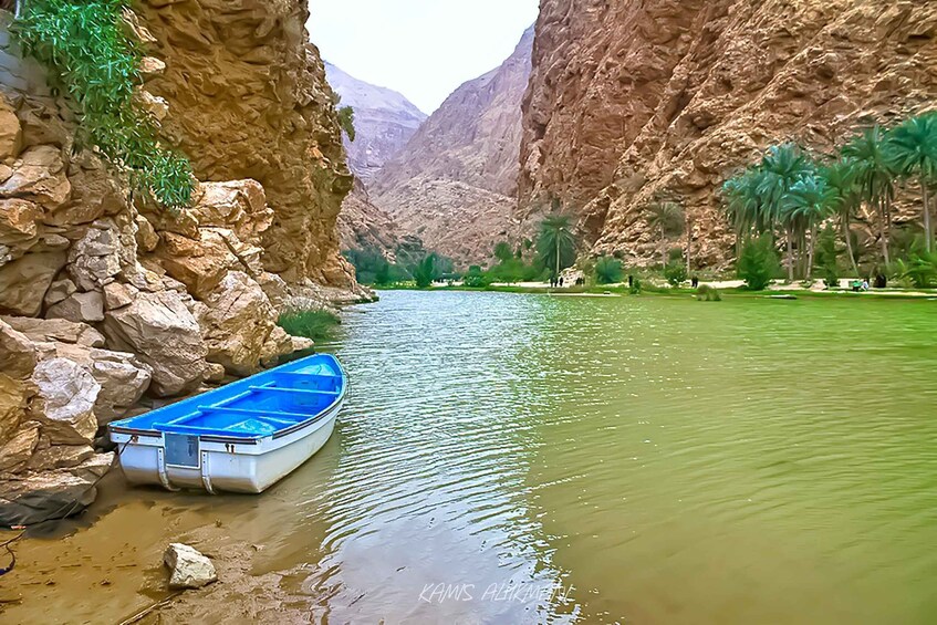 Picture 1 for Activity Muscat : Private trip to Wadi Shab + sinkhole