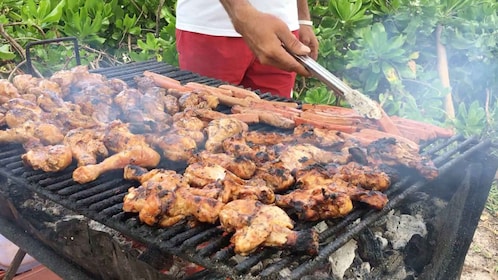 GBaie: 3 North Islands Cruise, Lunch & CoindeMire Snorkelling