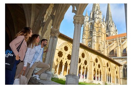 Desde San Sebastián: Excursión en minibús por Biarritz y Bayona