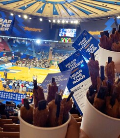 Seoul: Watching Sports Match & Local Food Experience