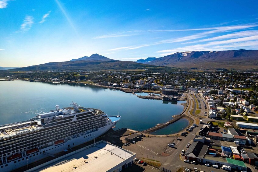 Goðafoss Waterfall Tour from Akureyri Port