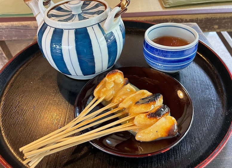 Picture 2 for Activity Serene zen gardens and the oldest sweets in Kyoto