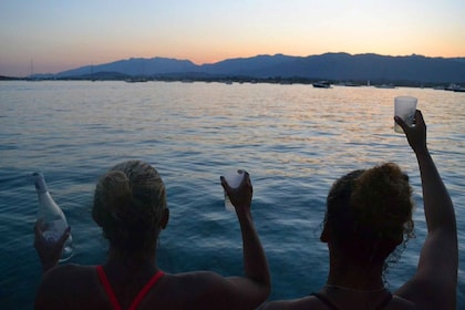 From Santa Giulia SUNSET Cruise & Apéritif