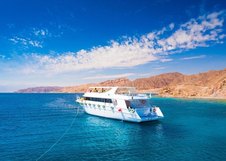 Picture 2 for Activity From Aqaba: Red Sea Cruise & Snorkeling Experience
