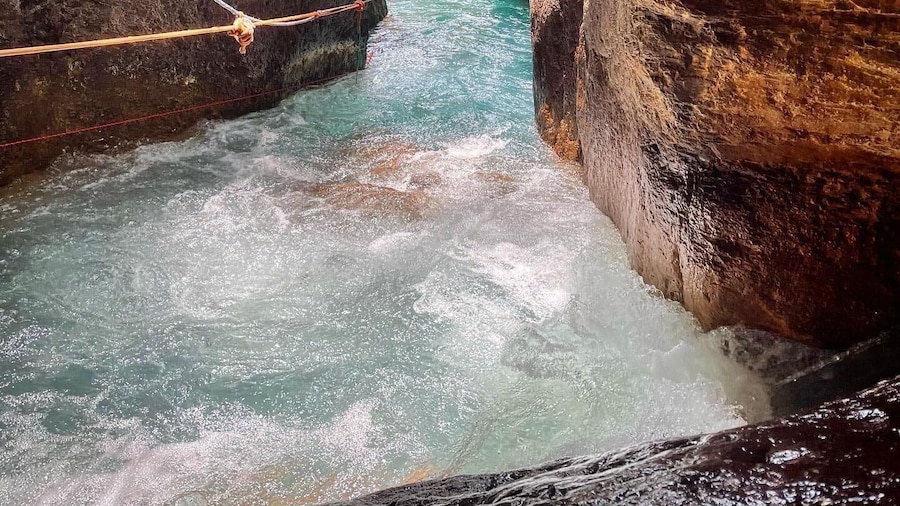 Liberia: La Leona Waterfall Hiking Tour