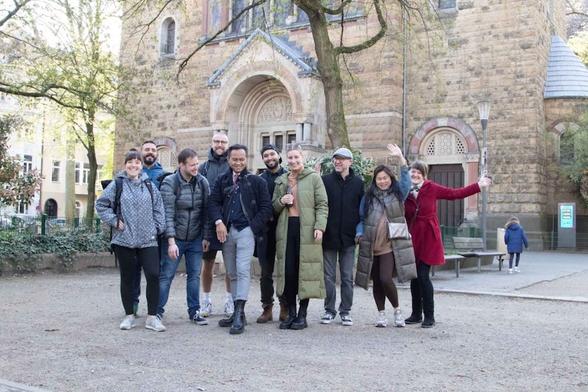 Picture 1 for Activity Cologne: Kwartier Latang Guided Walking Tour