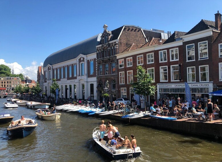 Picture 2 for Activity Leiden: Paddleboard Rental to Explore Leiden's Canals