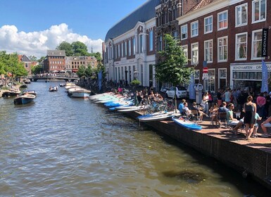 Leiden: Paddleboard Rental to Explore Leiden's Canals