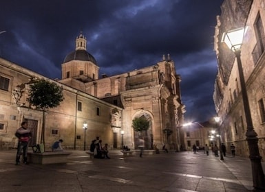 Salamanca: Evening Sightseeing Walking Tour