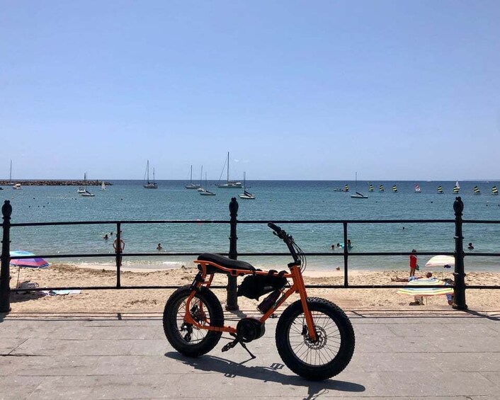 Ibiza: E-Bike Rental with Helmet