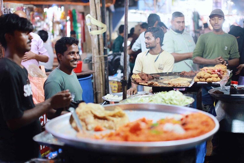 Picture 1 for Activity Mumbai: Street Food Walking Tour with a Local Guide