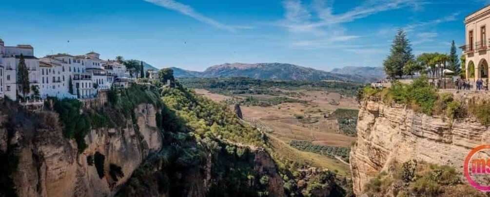 Picture 2 for Activity From Malaga: Ronda & Setenil de las Bodegas Guided Day Trip