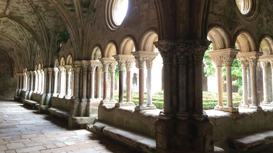 Lagrasse Village & Fontfroide Abbey, Cathar Country.