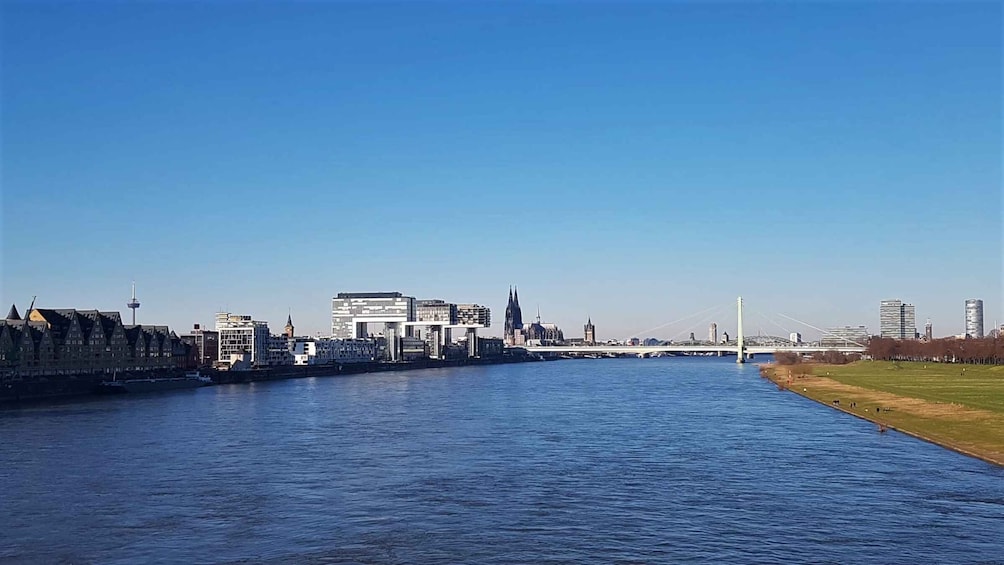 Cologne: Guided E-Bike Panorama Tour