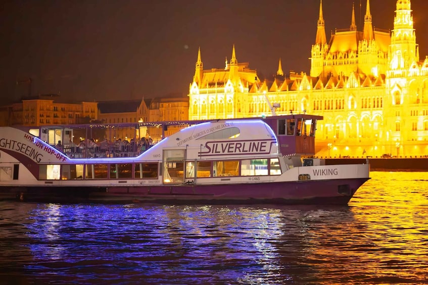 Picture 7 for Activity Budapest: Unlimited Prosecco and Wine Sightseeing Cruise