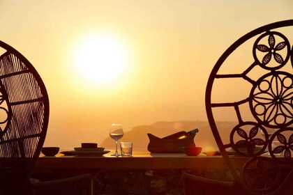 Santorin : Dîner romantique privé au coucher du soleil avec vue sur la cald...