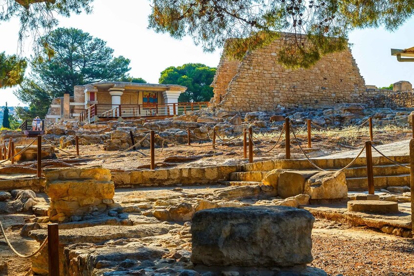 Picture 9 for Activity Heraklion: Archeological Museum of Heraklion Entrance & Tour