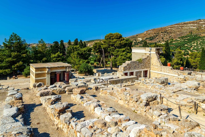 Picture 8 for Activity Heraklion: Archeological Museum of Heraklion Entrance & Tour