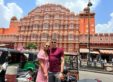 Delhi : Voyage privé de 5 jours au Triangle d’or avec guide et entrée