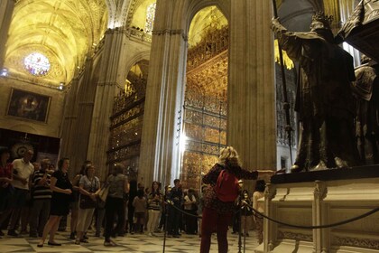 Highlights of Seville Monuments private Guided Tour