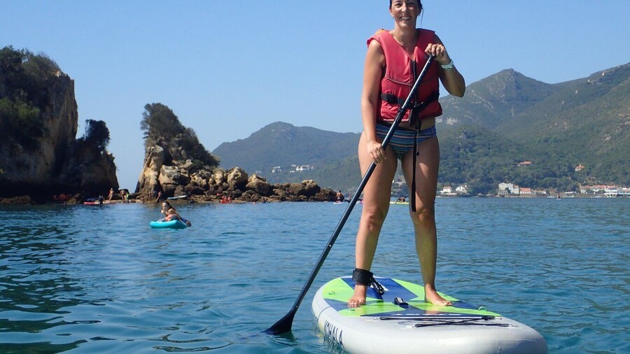 Lisbon: Stand Up Paddle Lesson in Arrábida, Setubal,Sesimbra