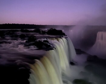 Depuis Foz do Iguaçu : Lever de soleil sur les chutes d'Iguazu