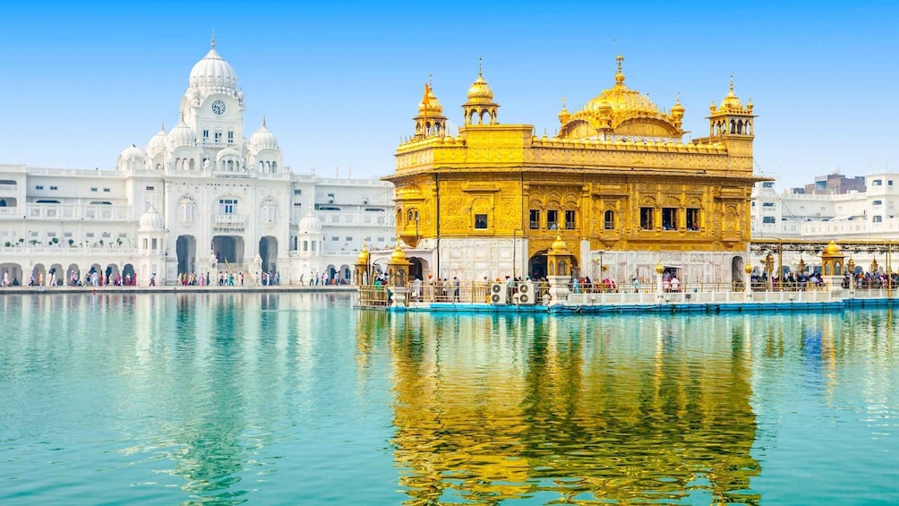 Amritsar: Full-Day Sightseeing Tour with Wagah Border