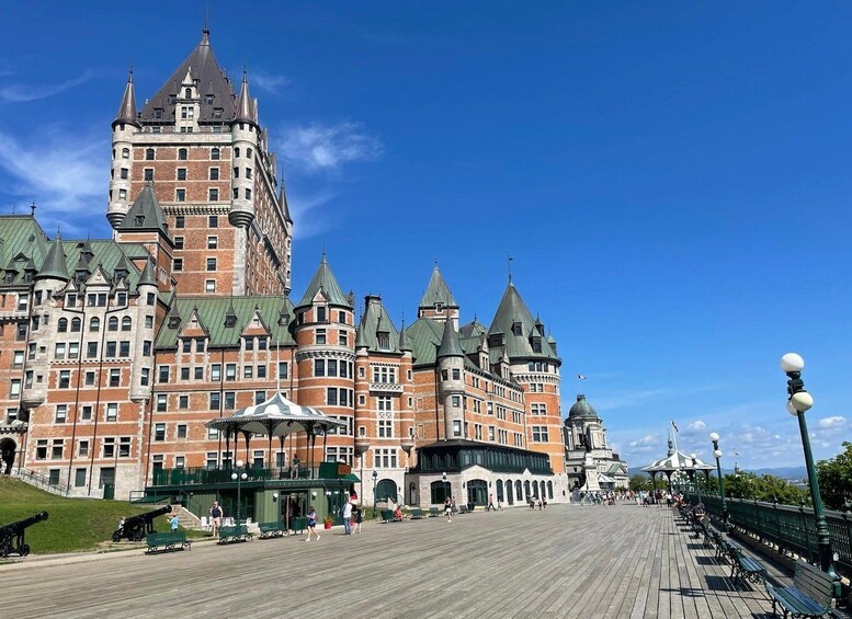 Picture 2 for Activity Quebec City: Historic District Walking Tour (3h)