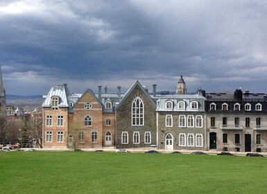 Quebec City: Historic District Walking Tour (3h)