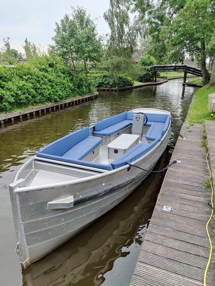 1 Hour Private boattour with local captain Max 12 Persons