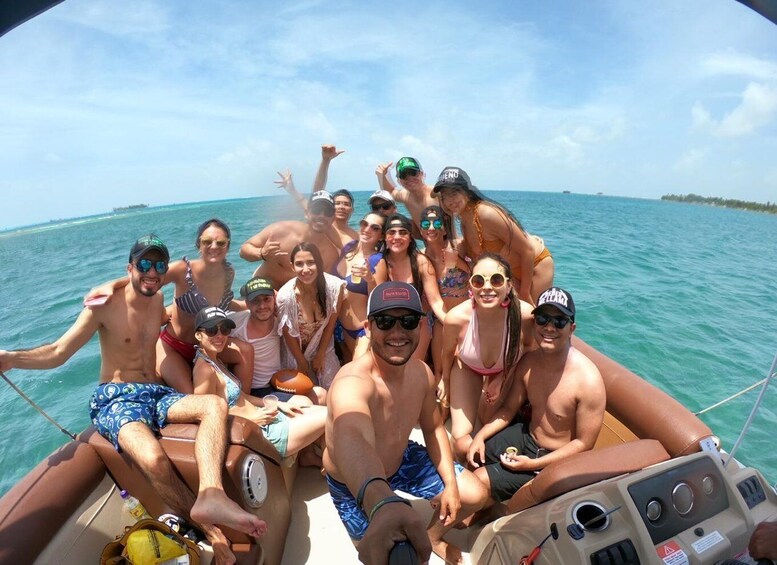 Picture 2 for Activity From San Andrés: Full-Day San Andrés Bay Snorkeling Cruise