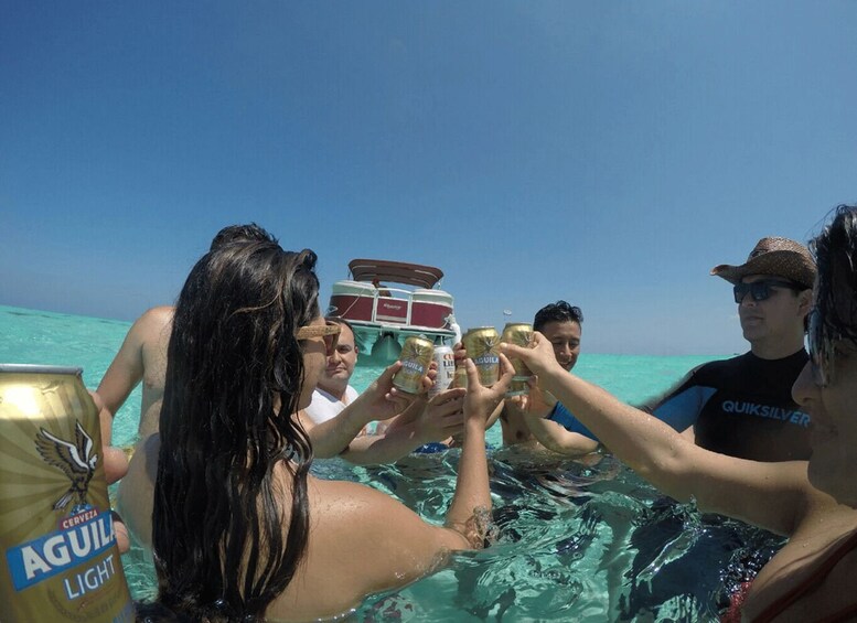 From San Andrés: Full-Day San Andrés Bay Snorkeling Cruise