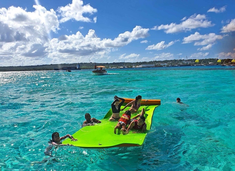Picture 1 for Activity From San Andrés: Full-Day San Andrés Bay Snorkeling Cruise
