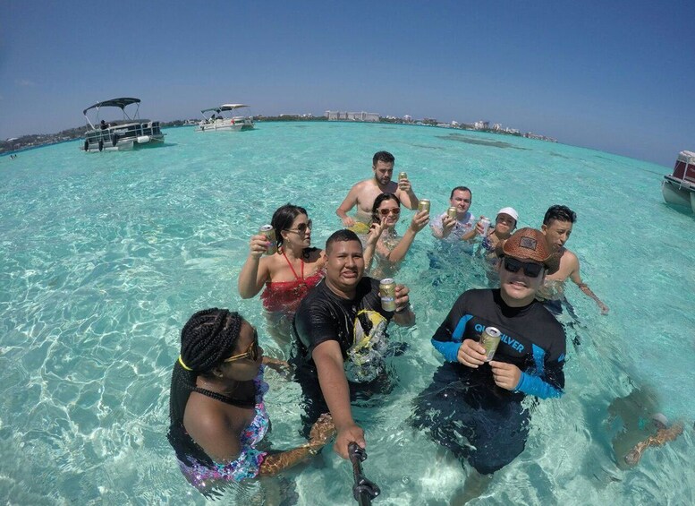 Picture 10 for Activity From San Andrés: Full-Day San Andrés Bay Snorkeling Cruise